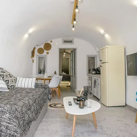 Evnoikon Ii Amazing Jacuzzi-cave House In ثيرا